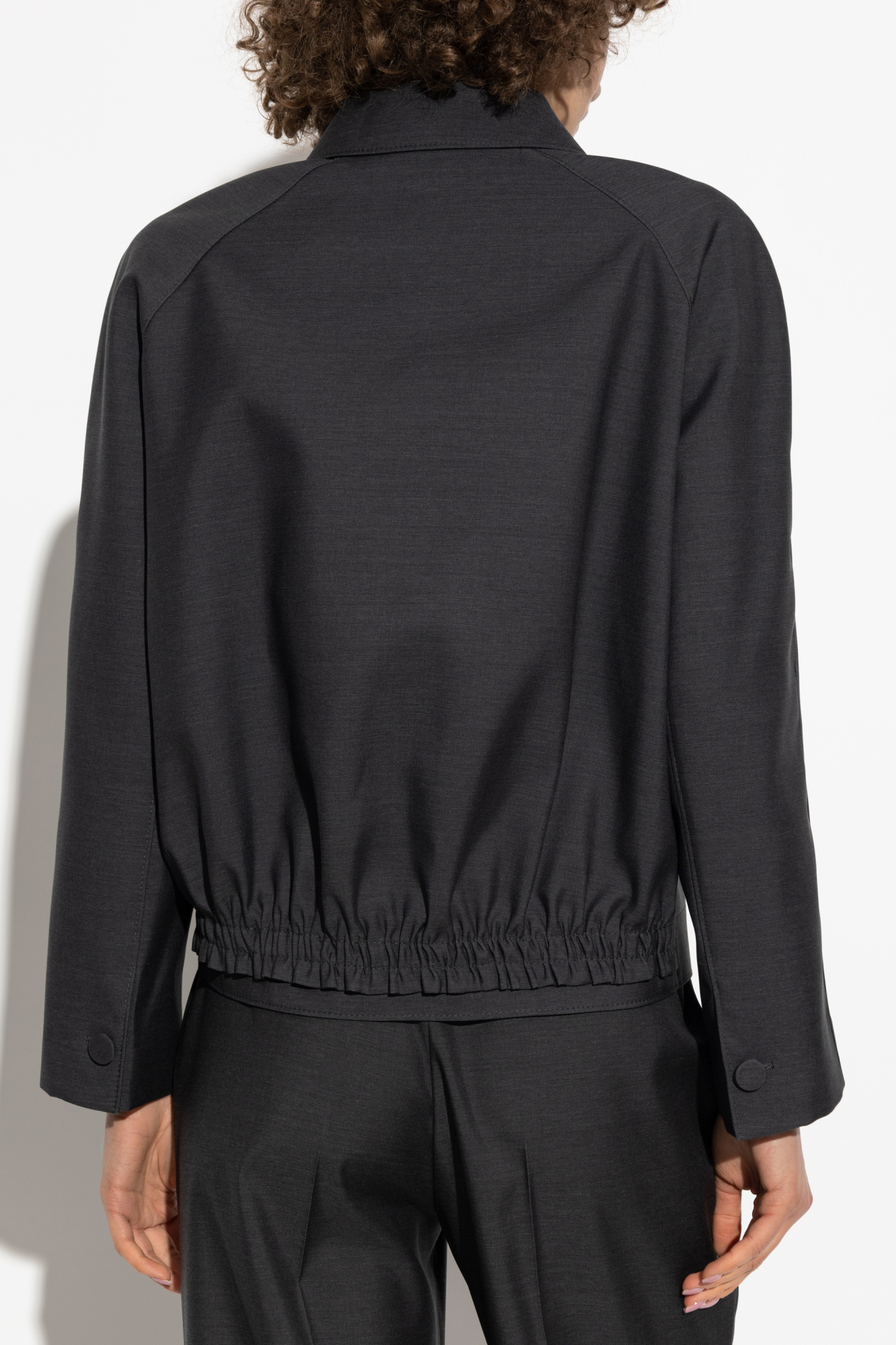 【送料&関税込】Gucci Wool Jacket With Embroidered Logo On T Gucci Wool jacket with embroidered logo on the collar